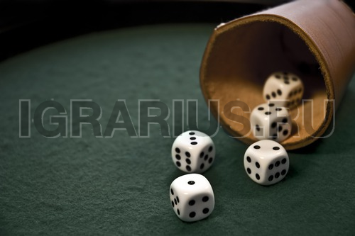 Игра в кости