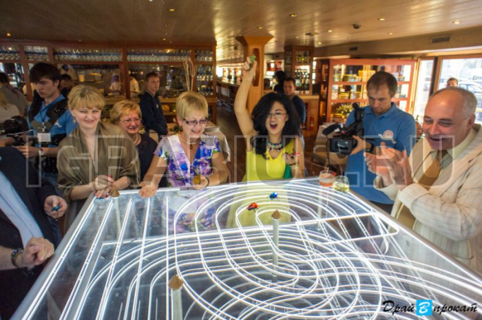 Бега робо-тараканов