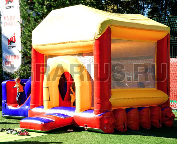 Батут - горка с домиком (под брендинг)