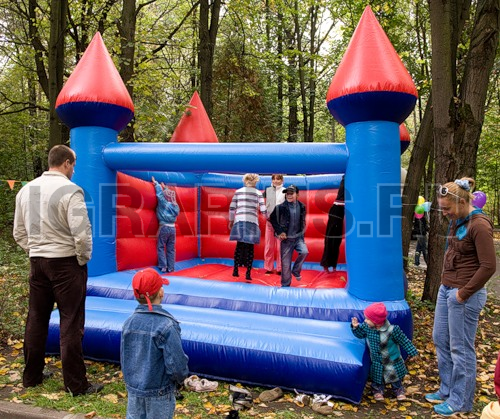 Батут «Замок»