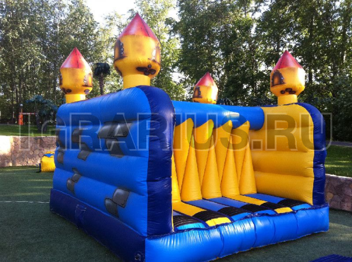 Батут надувной «Челюсти»