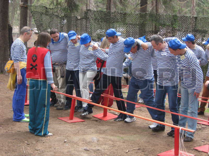 Нога-в-ногу