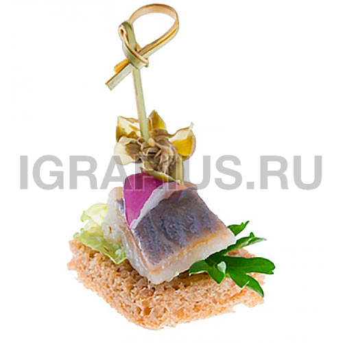 Канапе c норвежской сельдью (20 шт.)