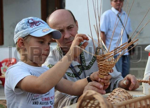 Плетение из лозы