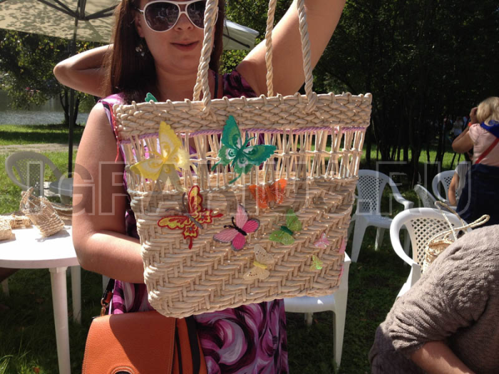 Декор плетеных сумок