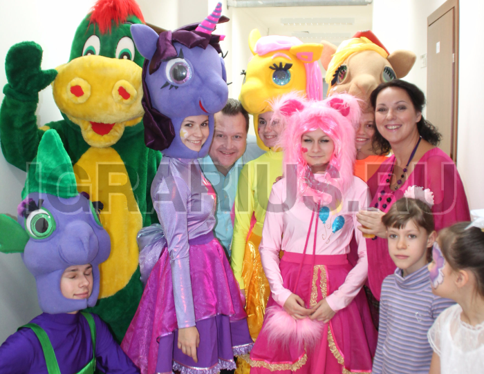 Пони Искорка