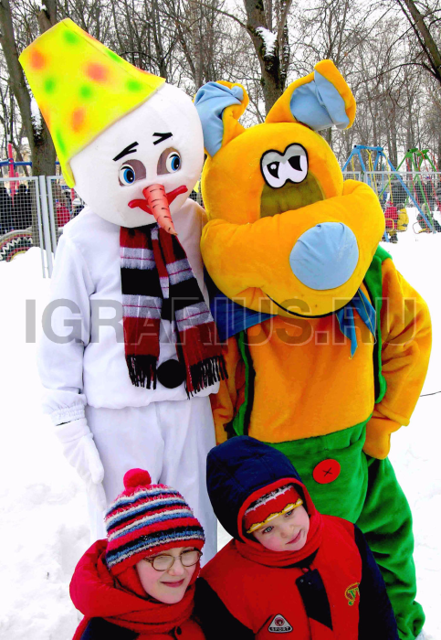 Аренда аниматора в ростовой кукле 'Снеговичок'