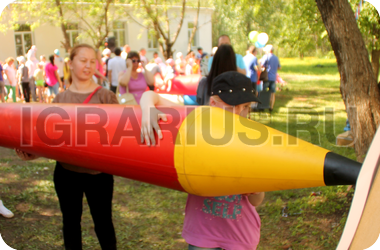 Гигантский карандаш