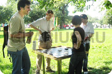 Шашки парковые