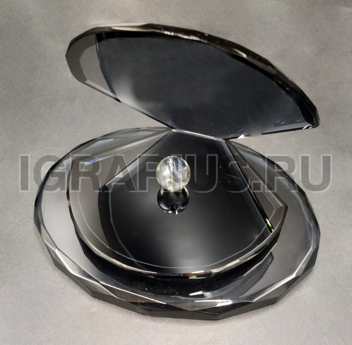 Награда из стекла