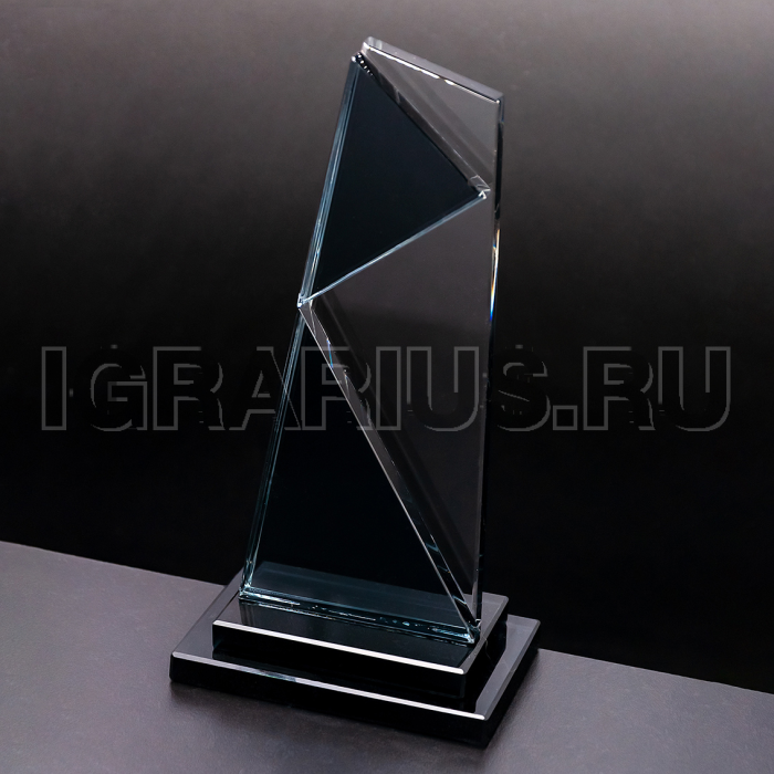 Награда из стекла