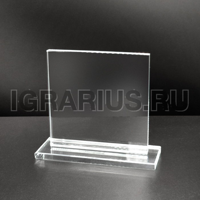 Награда из стекла