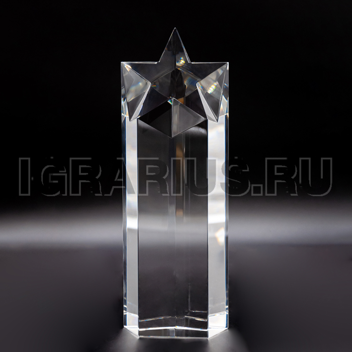 Кубок из стекла