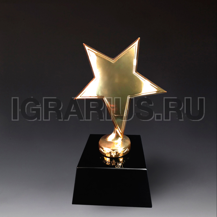 Кубок из стекла