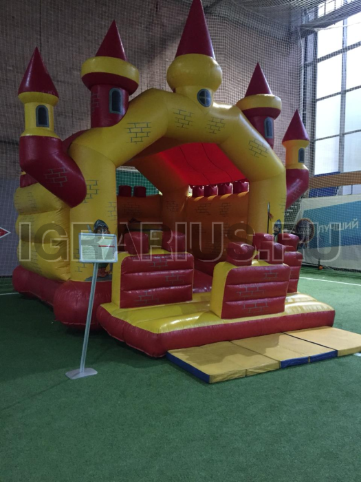 Батут Замок