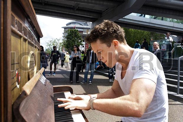 Stephen Ridley (Стивен Ридли)