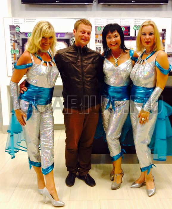 Arabesque feat. Michaela