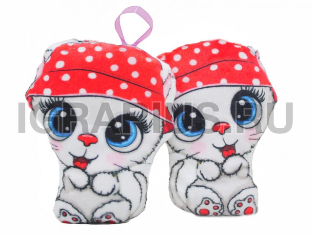 КОТЕНОК В ПАНАМКЕ