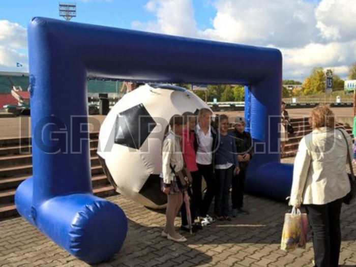 Гигантский Футбол