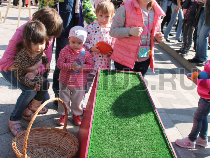 Детская игра 'Горка Пасхальная'