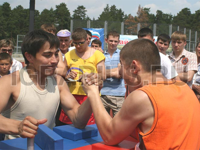 Спортивный Армрестлинг