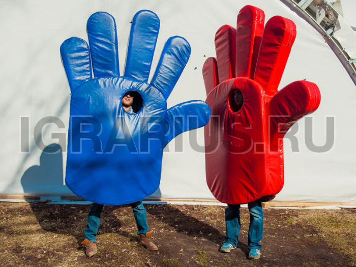 Командная игра 'Надувные Ладошки'