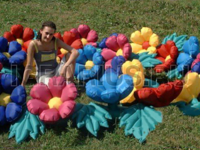 Надувная гирлянда Полянка