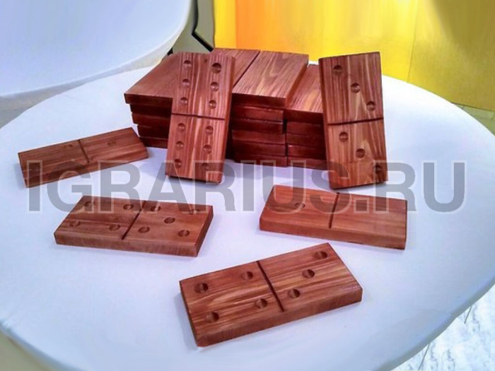 Домино (Настольная игра)