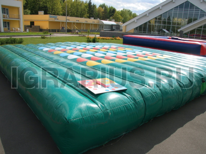 Гигантский твистер