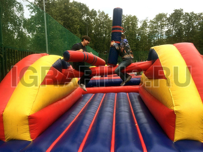 Спортивный Батут 'Бой на Бревне'