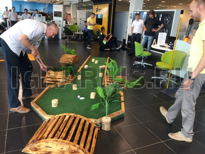 Командная игра Мини-гольф