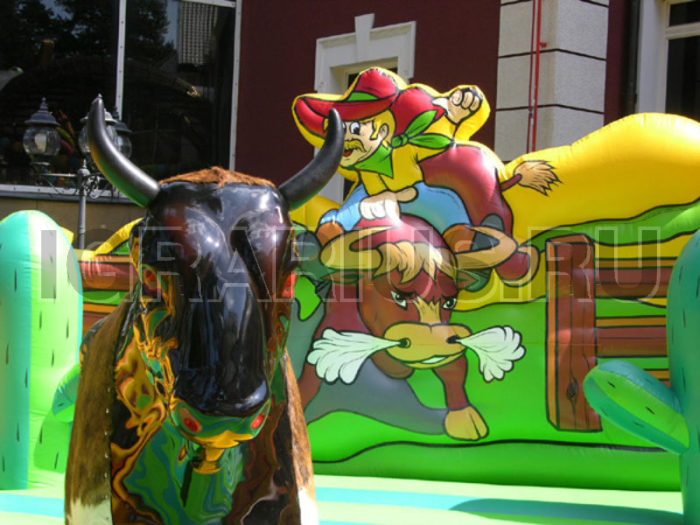 Родео бык Ковбой