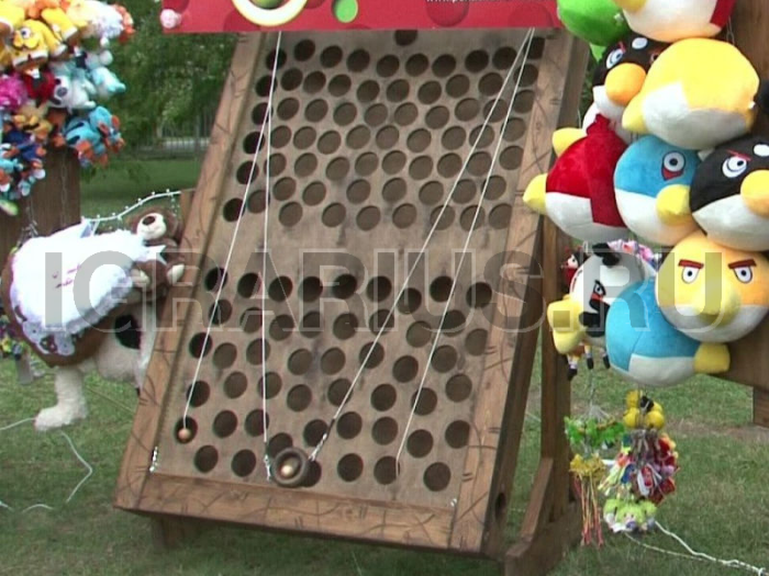 Hole-board или Сапер