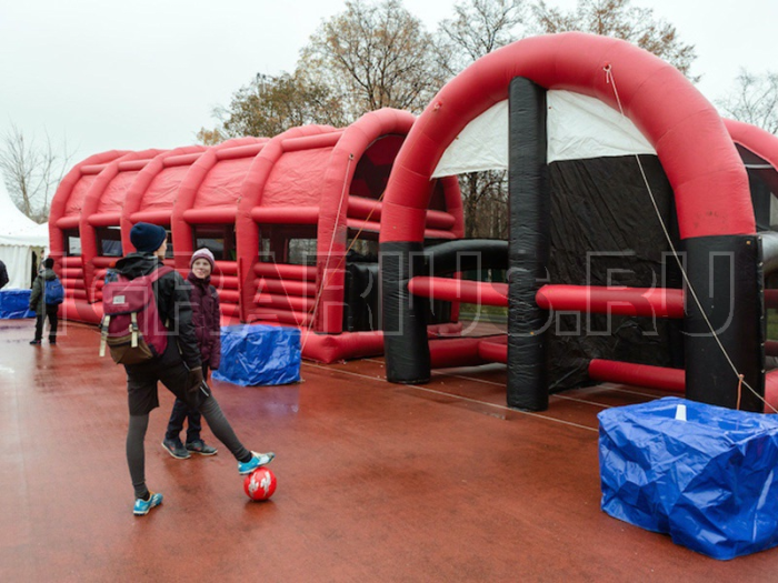 Спортивный Батут 'Футбольная Полоса Препятствий'