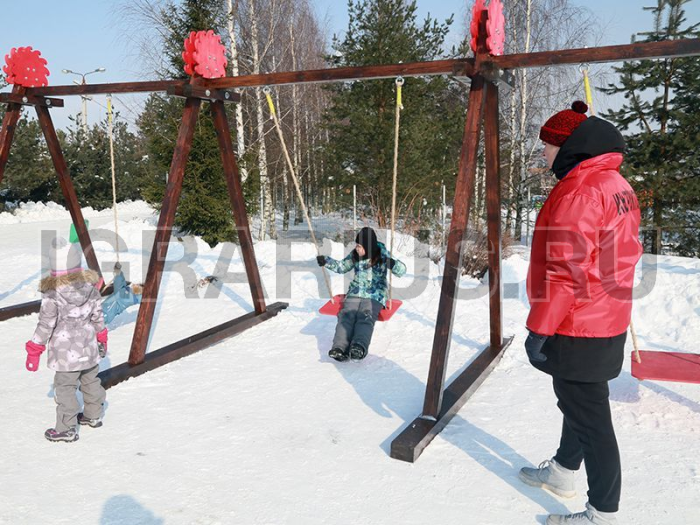 Детские Рядовые качели